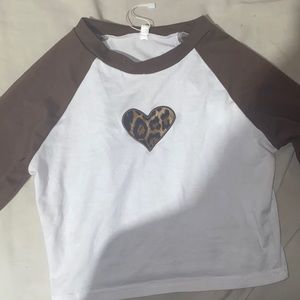 brown and white long sleeve leopard print heart cropped tshirt
